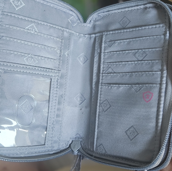 Vera Bradley Crossbody Wallet - Picture 3 of 8